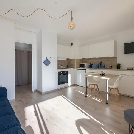 Appartement L'océane - Joli Avec Balcon à *